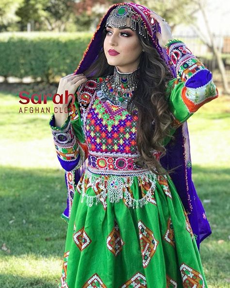 Sarah's Afghan Clothes + More (@sarahs_afghan_clothes) • Instagram photos and videos Afghan Culture, Afghani Dresses, Afghani Dress, Afghani Clothes, Afghan Girl, Afghan Fashion, Afghan Clothes, Afghan Dresses, Pakistani Bridal Dresses