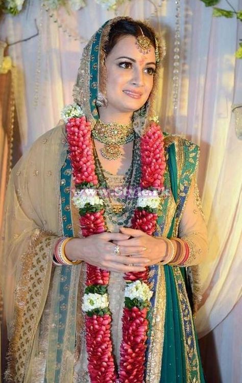 Diya Mirza weds Sahil Sangha Diya Mirza, Celebrities Wedding, Bridal Jewellry, Celebrity Gossip, Wedding Pictures, Woman Face, Celebrity Weddings, Bollywood Actress, Bride Groom