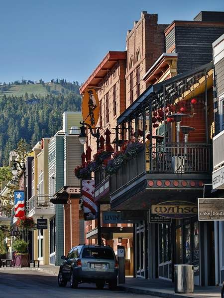 Utah City, Park City Aesthetic, Utah Park City, Park City Utah Aesthetic, Utah Home, Salt Lake City Utah Aesthetic, Utah Aesthetic, Park City Utah Winter, Colorado Towns