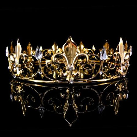 Gold King Crown, Crown Aesthetic, Royal Crowns, King Crown, Beautiful Tiaras, Royal Aesthetic, Gold Aesthetic, Kings Crown, Royal Jewels