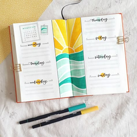 Notebook Doodles, Creating A Bullet Journal, Bullet Journal Cover Ideas, Bullet Journal Paper, Bullet Planner, Bujo Ideas, Bullet Journal Mood, Bullet Journal Aesthetic, Bullet Journal Diy