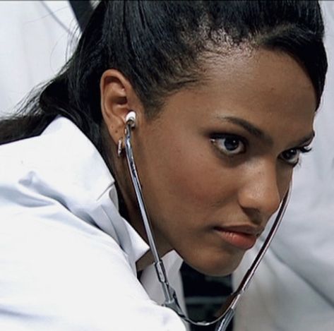 Martha Jones Aesthetic, Martha Jones Icon, Freema Agyeman, Agatha Harkness Icons, James Earl Jones Coming To America, Young Agatha Harkness Icons, Sarah Jane Smith, Martha Jones, Doctor Who Companions