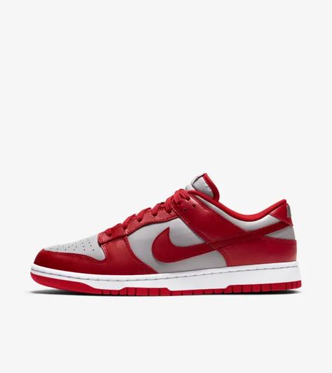 Grey Dunks, Packing Shoes, Nike Dunk Low Sp, Sb Dunks, Nike Models, Nike Sb Dunk Low, Retro Shoes, Casual Sport Shoes, Comfortable Sneakers