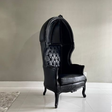 Rococo Interior Design, Canopy Chair, Red Leather Chair, Balloon Chair, Luxurious Chair, Rococo Interior, Black Leather Chair, French Interior Design, 1 Balloon