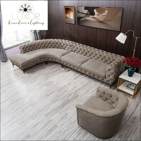 Small Space Living Room Inspo: Make the Most of Every Inch Luxury Sectional Sofa, Chesterfield Sectional, Sectional Living Room Sets, Luxurious Lounge, Pretty Living Room, Luxury Sofa Living Room, Modern Murphy Beds, Luxury Sofa Design, Curved Sectional