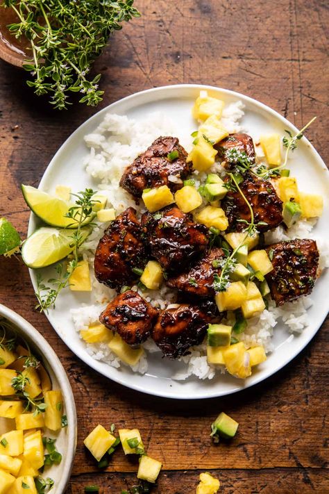 Pineapple Chicken With Coconut Rice, Chicken With Coconut Rice, Cena Light, Soy Sauce Marinade, Half Baked Harvest Recipes, Watermelon Feta Salad, Sweet Chicken, Pineapple Chicken, Harvest Recipes