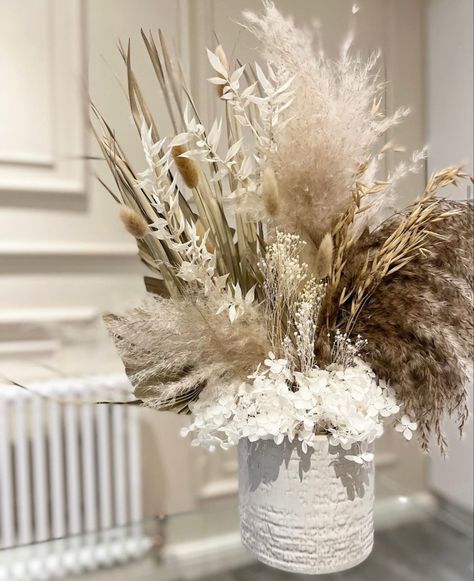 Large Dried Flower Arrangements Wedding, Large Dried Flower Arrangements, Large Dried Flower Arrangements Vase, Coastal Dried Flower Arrangements, Dried Flower Large Vase, Women's Conference, Bohemian Style Wedding, Boho Wedding Flowers, Beige Wedding