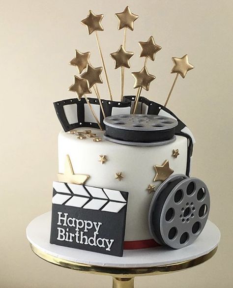 Movie Star Birthday Cake, Movie Cake Design, Film Themed Cake, Birthday Cake Movie Theme, Movie Party Cake Ideas, Movie Theme Cake Ideas, Cinema Cake Ideas, Cinema Birthday Cake, Movie Cakes Birthday