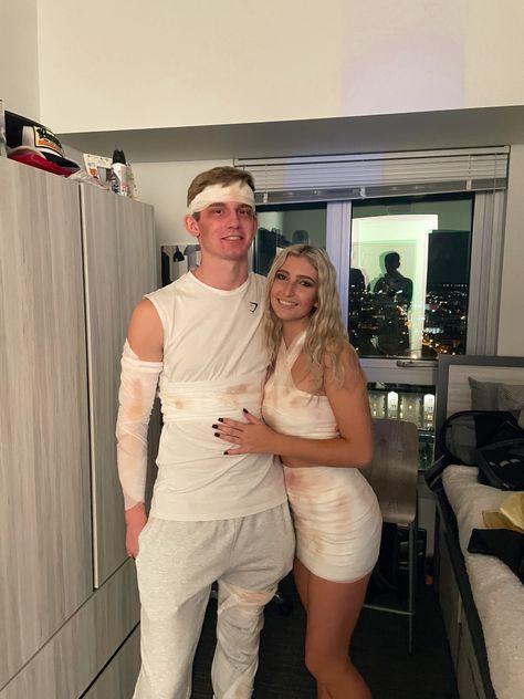 Couples Halloween costume gauze mummy Mens Mummy Costume, Guy Mummy Costume, Diy Mummy Costume Men, Couples Mummy Costume, Mummy Costume Couple, Mummy Costume Men, Mummy Couple Costume, Mummies Costume, Mummy Costume Women