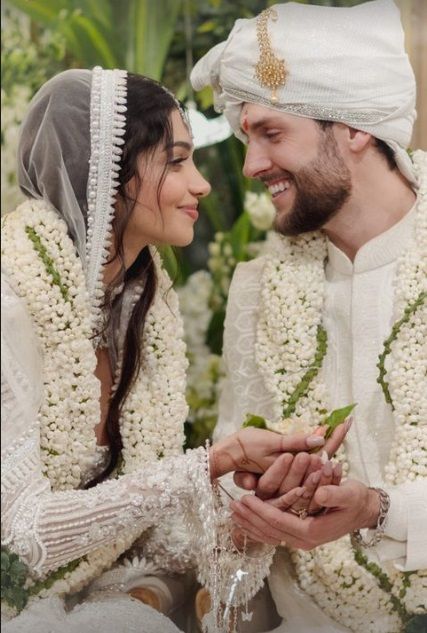 Alanna Panday shares pictures from her fairytale wedding, 'can't wait to start family with Ivor' : The Tribune India Alanna Panday, Mumbai Wedding, Celebrity Bride, Wedding Highlights, Garland Wedding, Popular Wedding, Dreamy Wedding, Stylish Wedding, Fairytale Wedding