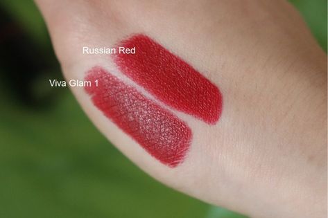 Discover the MAC Viva Glam 1 and MAC Russian Red lipstick swatches in this complete review of two of the most popular MAC lipstick shades for all skin tones! Russian Red and Viva Glam 1 are versatile red MAC lipstick colors that can be worn for edgy or sophisticated makeup looks, ultra pigmented and longlasting! best mac products | best mac lip products | mac cosmetics products | best mac lipstick shades for indian skin | best mac lipstick shades for fair skin | best mac lipsticks for dark skin Mac Red Lipstick Shades, Mac Red Lipstick Swatches, Red Mac Lipstick, Red Lipstick Swatches, Most Popular Mac Lipsticks, Mac Russian Red Lipstick, Best Mac Products, Popular Mac Lipsticks, Mac Ruby Woo Vs Russian Red