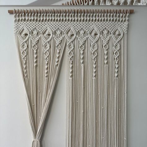 Macrame Beaded Curtain, Macrame Curtains Window Coverings, Macrame Window Curtain Pattern, Macrame Curtain Diy Pattern Free, Bohemian Curtains Diy, Macrame Curtain Pattern, Macrame Curtain Diy, Macrame Door Hanging, Window Macrame