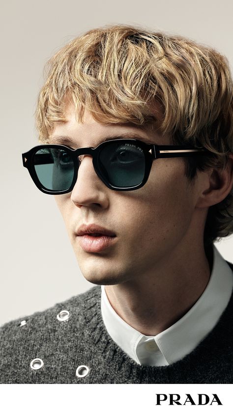 Prada sunglasses reinterpret the classic with the contemporary touch of bold lines and refined details. #pradaeyewear Streetwear Sunglasses Men, Blonde Hair Texture, Vintage Prada Sunglasses, Versace Eyewear Campaign, Prada 17ws Sunglasses, Prada Catwalk Sunglasses, Supplements Packaging, Feathered Bangs, Dead Cells