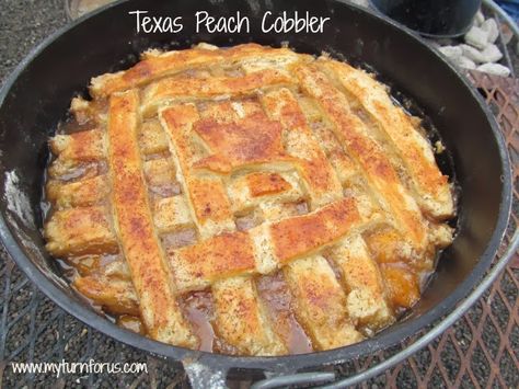 My Turn for us: Dutch Oven Texas Peach Cobbler Dutch Oven Peach Cobbler, Dutch Oven Desserts, Dutch Oven Camping Recipes, Campfire Desserts, Dutch Oven Camping, Camping Desserts, Dutch Oven Cooking, Easy Camping Meals, Chuck Wagon