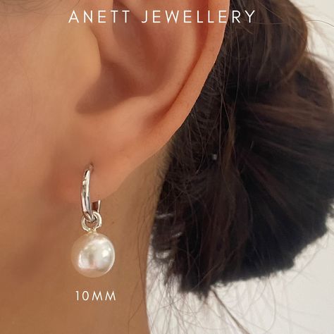 Silver Pearl dangly Earrings, Wedding Pearl Earring ,8mm 10mm Pearl, Bridal Earring, Bridesmaid Earring, Gift for Her, White Gold Pearl Drop by AnettJewellery on Etsy Bridesmaid Earring, Bridal Earring, Pearl Earrings Wedding, Earring Gift, Pearl Bridal, Minimalist Gifts, Back Jewelry, Pearl Earring, Dec 7