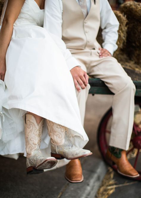 Suit And Boots Men Wedding, Groom In Cowboy Boots, Bride And Groom Cowboy Boots, Cowboy Boot Wedding Groom, Groom Suit With Cowboy Boots, Suit And Cowboy Boots Men Wedding, Wedding Cowboy Boots Groom, Groom Attire With Boots, Groom Suit With Boots