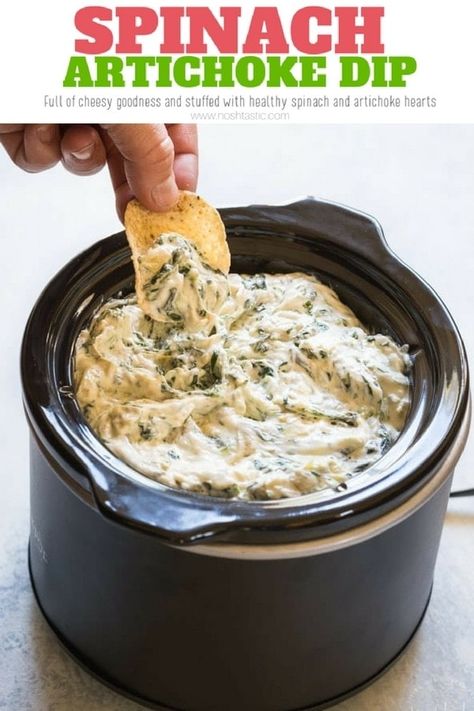 Spinach Dip Applebees, Spinach And Artichoke Dip Recipe, Cheesy Dip Recipes, Mini Crockpot, Dip Crockpot, Cheesy Spinach Artichoke Dip, Mini Crockpot Recipes, Artichoke Dip Easy, Dip Recipes Crockpot