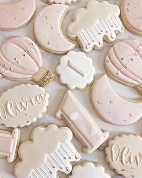 Hot Air Balloon Cookies, Moon Cookies, Onederful Birthday, Balloon Cookies, Sugar Cookie Royal Icing, Sugar Cookie Icing, Sugar Cookie Designs