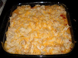 Chicken Tortilla Bake :) can't wait to make this! Chicken Rotel, Chicken Tortilla Bake, Nacho Chicken, Rotel Cheese, Tortilla Bake, Chicken And Cheese, Chicken Tortilla, Marmaris, Corn Tortillas