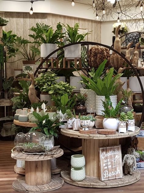 Love our rustic flower shop, display of plants and housewares. Flower Shop Display, Boutique Store Displays, Garden Center Displays, Flower Shop Interiors, Plant Display Ideas, Flower Shop Decor, Flower Shop Design, Gifts Luxury, Luxury Hampers