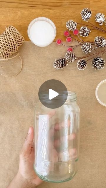 Wine Glass Christmas Centerpieces, Christmas Mason Jars Diy Decorations, Christmas Tealight Holders Diy, Christmas Glass Jars Decorations, Glass Jar Christmas Crafts, Christmas Diy Table Centerpieces, Mason Jars Christmas Ideas, Christmas Jar Crafts, Diy Christmas Centerpieces Cheap