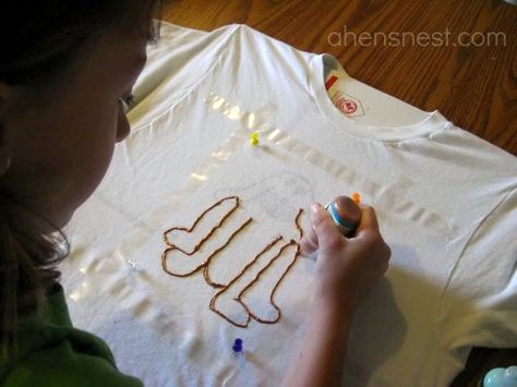 designing a t-shirt with kids Puffy Paint Shirts, Make Puffy Paint, Diy Puffs, Diy Puffy Paint, Tshirt Painting, Paint Shirts, Puff Paint, Single Parent, Puffy Paint