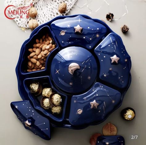 Celestial Dinnerware, Space Themed Kitchen, Celestial Kitchen, Ceramic Star, Blue Grid, Dishes Plates, Keramik Design, Fruit Dishes, Cute Kitchen