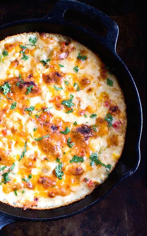 Cheesy white chicken chili dip White Chicken Chili Dip, Chicken Chili Dip, Cheesy Dip Recipes, Chili Dip, Cheesy Dip, Iron Skillet Recipes, Cast Iron Skillet Recipes, Cast Iron Recipes, Campfire Food