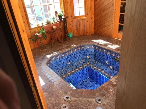 Couple Bought A New House And Discovered A Roman Bath Hidden Underneath The Floor Hidden Hot Tub, Roman Bathroom, Hidden Bath, Roman Bath House, Tub Room, Sunken Tub, Indoor Hot Tub, Hot Tub Room, Bought A House