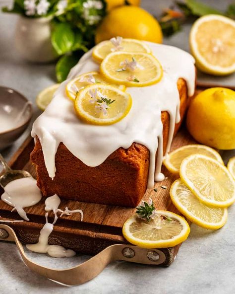 Lemon Chiffon Cake Recipe, Glazed Lemon Loaf, Chiffon Cake Recipe, Lemon Chiffon Cake, Lemon Yogurt Cake, Lemon Drizzle Cake, Lemon Bread, Drizzle Cake, Lemon Yogurt