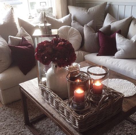 Like the gray and then hint of maroon Maroon Living Room, Glam Rooms, Burgundy Living Room, Beige Living Rooms, Living Room Decor Inspiration, Grandma's House, Living Room Decor Cozy, Decor Home Living Room, Decor Minimalist