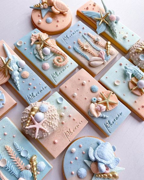 Fondant Cookies Ideas, Sea Cookies, Soap Design Ideas, Beach Theme Wedding Cakes, Beach Cookies, Beach Cakes, Wedding Sweets, Summer Cookies, Fondant Cookies