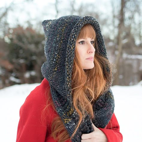 EASY Hooded Scarf Free Knitting Pattern by Gina Michele Hooded Cowl Pattern, Snood Knitting Pattern, Hooded Scarf Pattern, Snood Pattern, Crochet Hooded Scarf, Hood Pattern, Knitting Patterns Free Scarf, Knitting Patterns Free Hats, Beginner Knitting Patterns