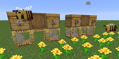 Minecraft: How To Build A Bee Farm To Get Honeycomb Minecraft Beehive, Minecraft Bee, Beehive Design, Minecraft Farm, Diy Minecraft, Cool Minecraft Houses, Minecraft Room, Cute Minecraft Houses, Bee Farm