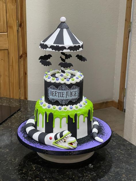 Beetlejuice 1st Birthday, Beetle Juice Cake, Sand Worm Beetlejuice, Beetlejuice Cake, Beetlejuice Birthday, Beetlejuice 2024, Beetlejuice Party, Sand Worm, Beetlejuice Wedding