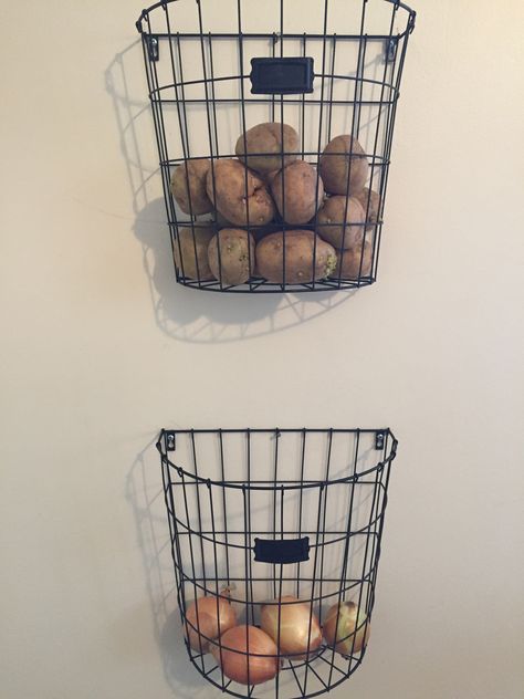 Kitchen space saver - storing potatoes and onions Storage For Potatoes And Onions, Storing Potatoes And Onions, Storing Potatoes, Dinner Table Ideas, Kitchen Space Savers, Potato Storage, Onion Storage, Potatoes And Onions, How To Store Potatoes