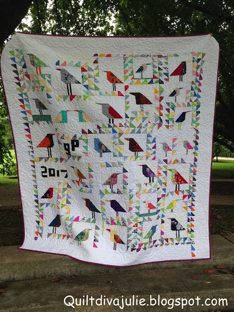 Glen's Liberated Bird Quilt Wonky Birds, Quilt Themes, Silly Birds, Bird Quilts, Texas Quilt, Bird Quilt Blocks, Crazy Birds, Art Quilting, Challenge Ideas