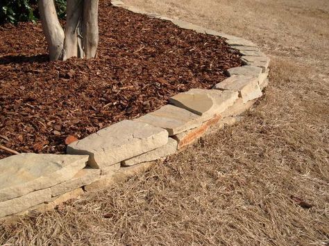 Flagstone stack. Gives your yard definition and keeps your mulch in the beds. Garden Makeover Ideas, Backyard Improvements, Flower Bed Borders, Cottage Backyard, Backyard Renovation, Mulch Landscaping, Pergola Pictures, Backyard Walkway, House Flipping