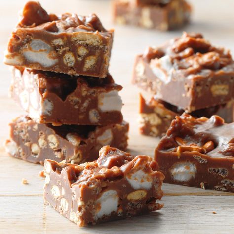 Chocolate Marshmallow Peanut Butter Squares Recipe -I combined a couple recipes to create these crunchy, chocolaty bars bursting with peanut butter flavor, marshmallows and pretzel pieces. These bars could also pass for fudge! —Dawn Lowenstein, Huntingdon Valley, Pennsylvania Marshmallow Peanut Butter Squares, Peanut Butter Squares Recipe, Marshmallow Peanut Butter, Peanut Butter Marshmallow Squares, Butter Squares, Peanut Butter Squares, Marshmallow Bars, Peanut Butter Marshmallow, Chocolate Marshmallow