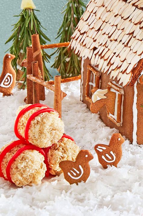 Gingerbread Barn, Homemade Gingerbread House, Rice Krispies Treat, Gingerbread House Recipe, Ginger House, Gingerbread House Parties, All Things Gingerbread, Gingerbread House Designs, Gingerbread House Cookies