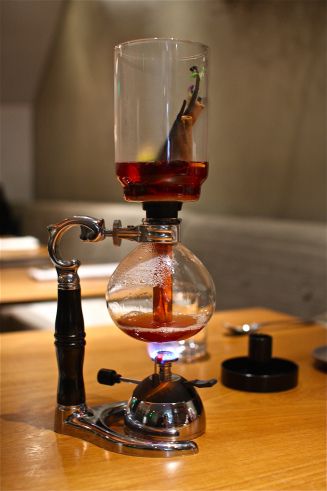 Syphon Coffee, Siphon Coffee, Best Espresso Machine, Coffee Varieties, Best Coffee Maker, Decaf Coffee, Best Espresso, Gourmet Coffee, Filter Coffee