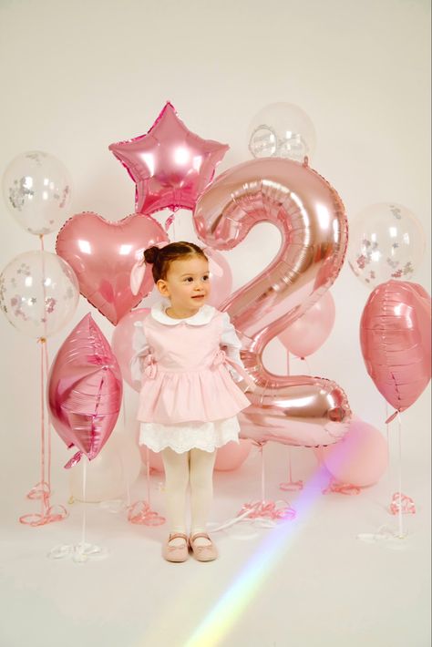 2 Year Birthday Photoshoot Ideas, 2 Nd Birthday Photoshoot, 2nd Bday Photoshoot Ideas, Simple 2 Birthday Decorations, 2 Year Bday Photo Shoot, Photoshoot Ideas 2nd Birthday, 2 Yr Birthday Photoshoot, 3yrs Old Photoshoot, 2 Yo Birthday Photoshoot