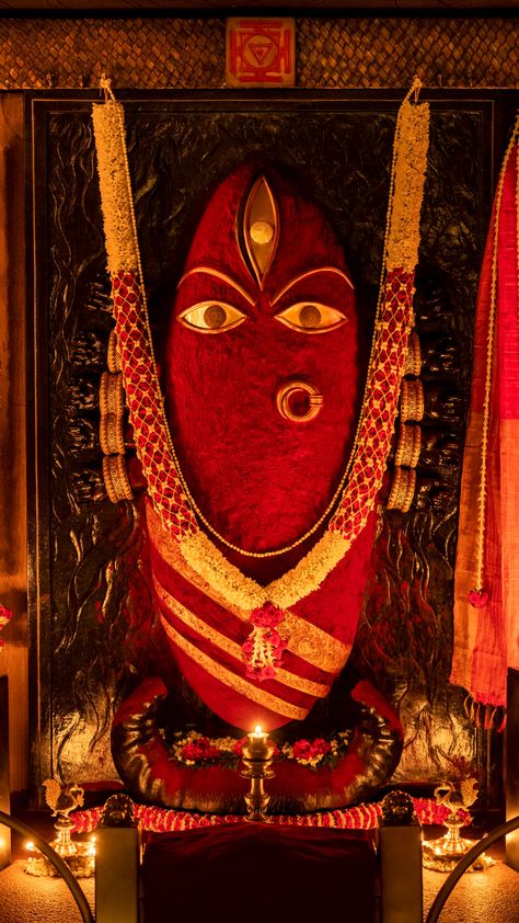 Sadhguru Wallpapers, Linga Bhairavi, Goddess Kali Images, Sadhguru Quotes, Durga Devi, Shiva Linga, Shiva Wallpaper, Kali Goddess, Vedic Art