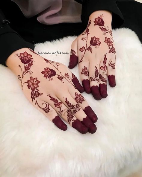 Simple Mehndi Patterns, Easy Back Hand Mehndi, Wedding Henna Designs, Beautiful Simple Mehndi Design, Short Mehndi Design, Mehndi Designs Simple, Mahendi Designs, Henna Designs Wrist, Tato Henna