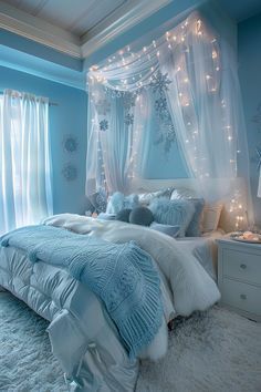 Ice Room Aesthetic, Icy Blue Bedroom, Frozen Room Ideas, Frozen Room Ideas Bedrooms, Blue Room Decor Bedroom, Toddler Room Design, Blue Girls Bedroom, Blue Girls Room, Pretty Beds