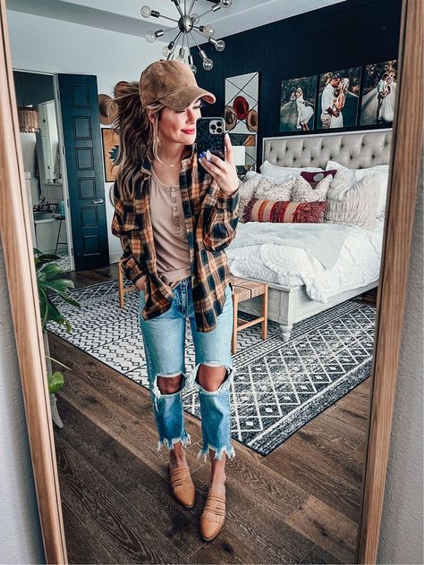 Casual Summer Work Outfits 2023, Stylish Mom Outfits Fall, Outfit Ideas With Hats, Fall Overall Outfits, Effortless Fall Fashion, Effortless Style Fall, Fall Fashion Outfit Ideas, Mom Outfits Fall, Fashion Outfit Ideas