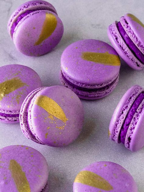 Ube Macarons with Ube Cheese Buttercream - Create & Recreate Ube Macaroons Recipe, Ube Macarons Recipe, Ube Macarons, Macarons Decoration, Decorating Macarons, Purple Macarons, Meringue Shells, Almond Meringue, Notes Storage