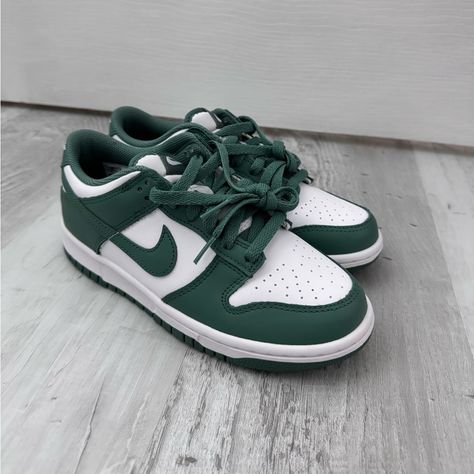 Never Worn, Perfect Condition, Just No Box Emerald Green Dunks, Green Cute Shoes, Green Shoes For Women, Women’s Jordans, Dark Green Dunks, Dark Green Jordans, Green Nike Shoes Outfit, Green Low Dunks, Shoes That Match With Everything