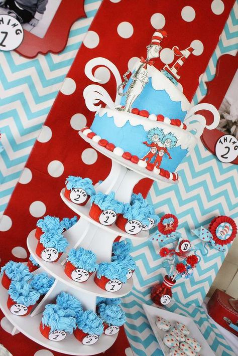 Brother And Sister Birthday Party Ideas, Dr Seuss Birthday Party Ideas, Doctor Suess Birthday, Dr Seuss Cake, Dr Seuss Party Ideas, Twins Party, Dr Seuss Party, Dr Seuss Birthday Party, Hat Birthday