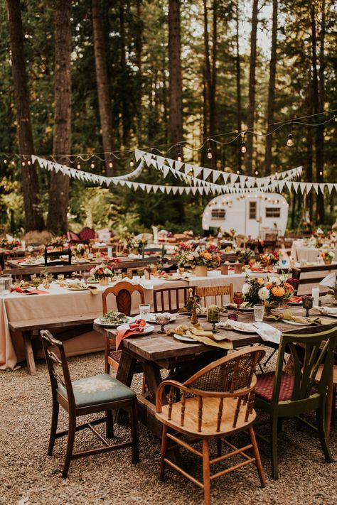 Wes Anderson Wedding, Backyard Celebration, Mismatched Chairs, Eclectic Wedding, Hippie Wedding, Camp Wedding, Outdoor Wedding Reception, Lodge Wedding, A Picnic